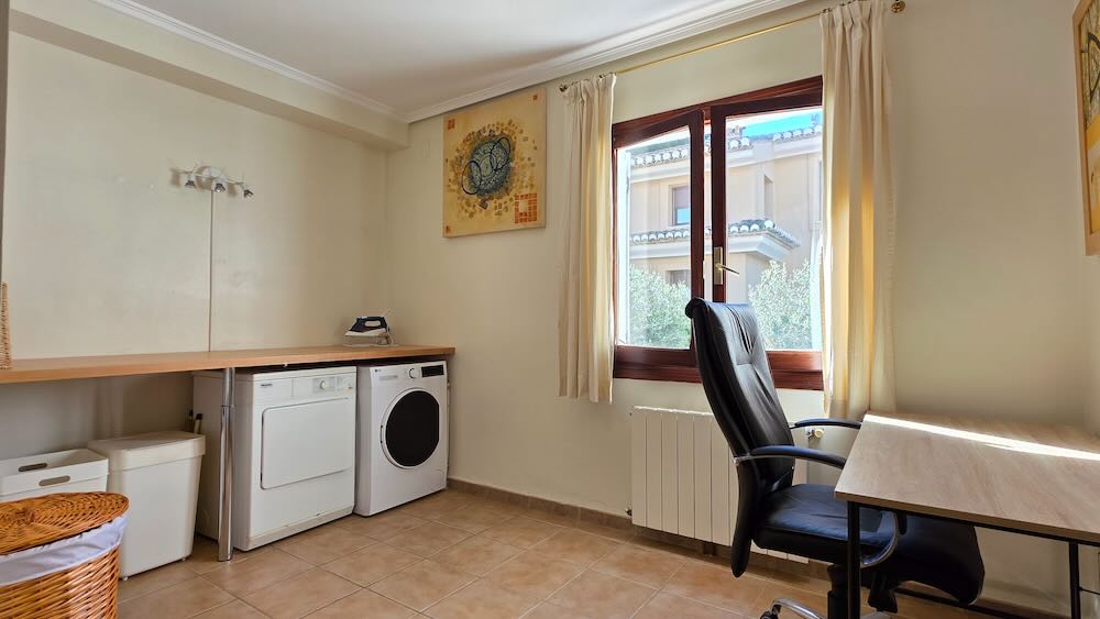 Property 2479 - Image 34